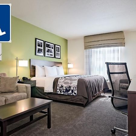 Sleep Inn & Suites - Fort Scott Bagian luar foto