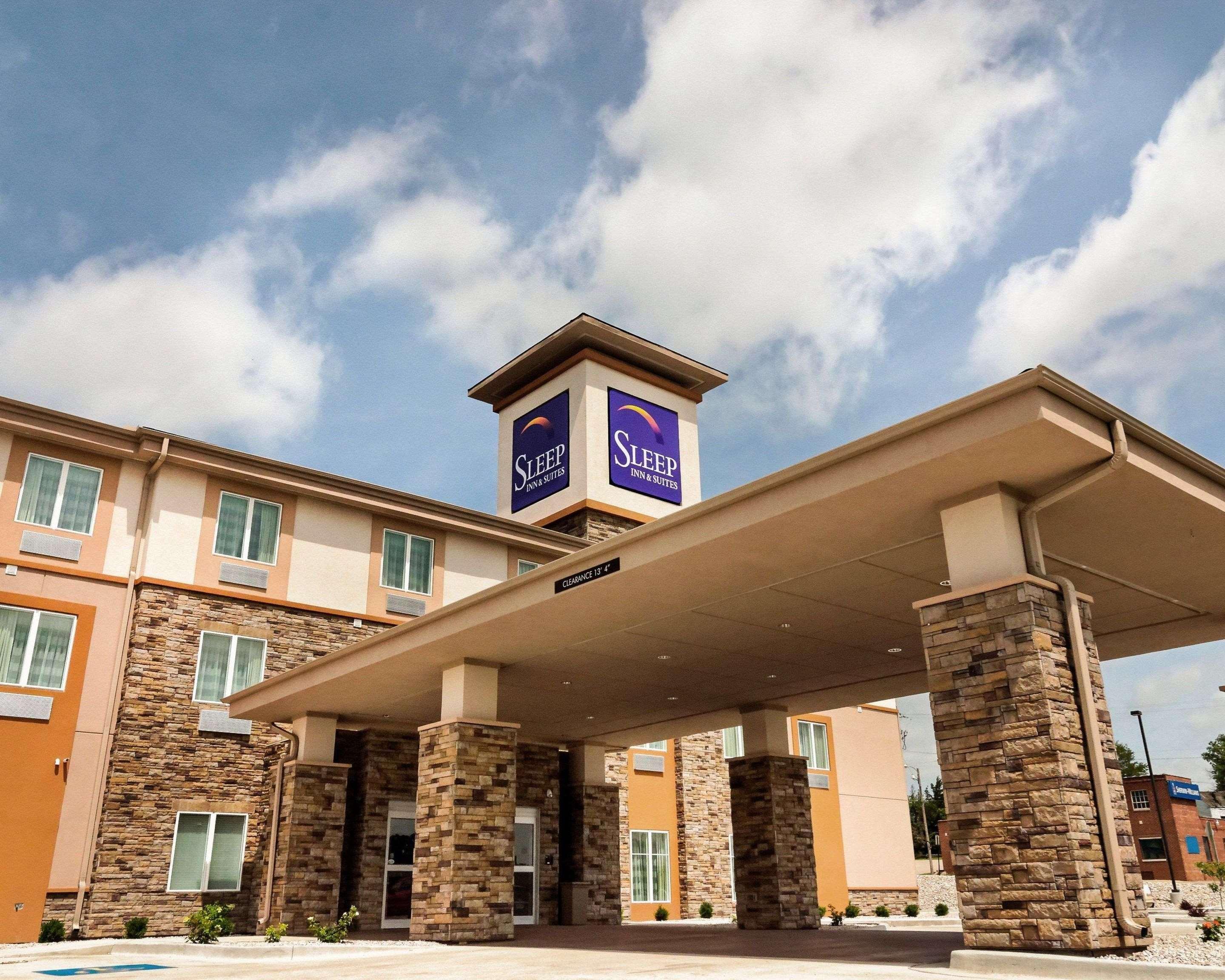 Sleep Inn & Suites - Fort Scott Bagian luar foto